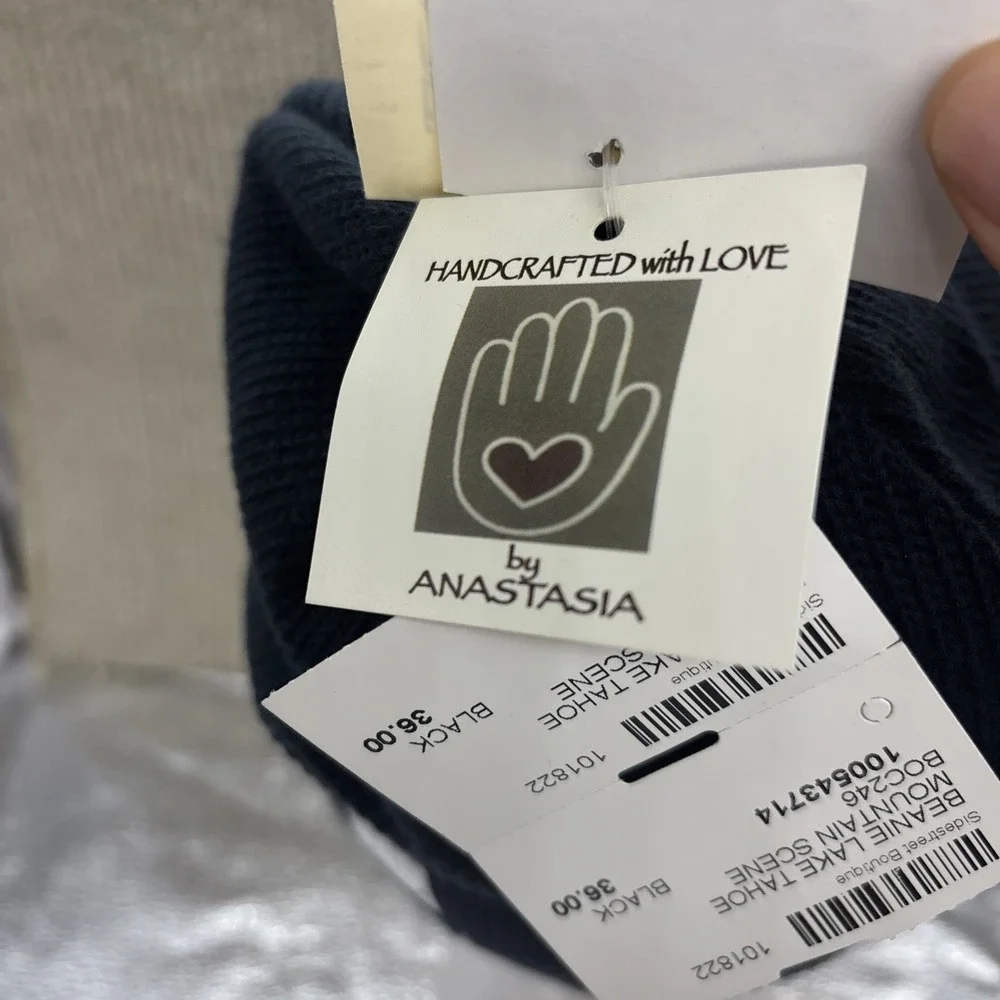 NWT Dharma Love Anastasia Keriotis Handcrafted Lake Take Organic Cotton Beanie